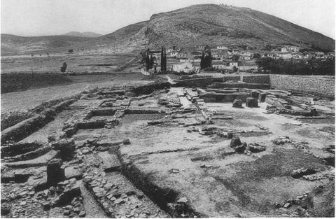 The Lerna excavation from the east, with the village of Myloi and Mt Pontinos in the background.