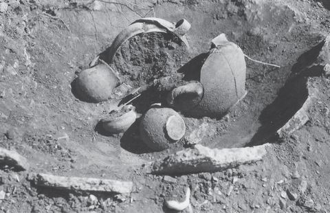 Geometric burial with grave goods from the cemetery at the foot of Mt Pontinos.