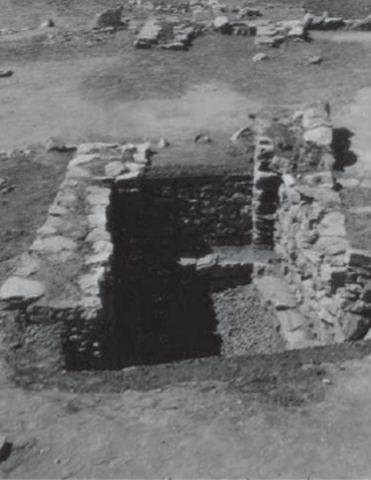 Lerna excavation: the other of the two shaft graves of Lerna.